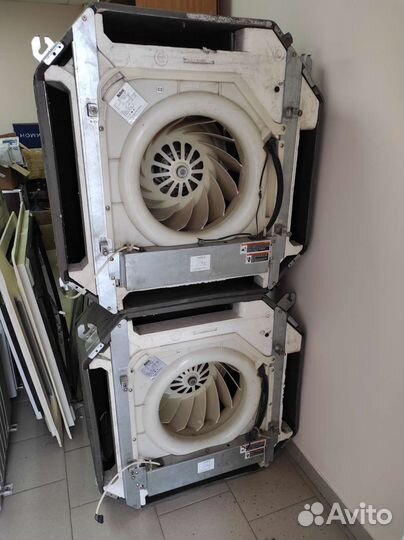 Фанкойл канальный McQuay MCK040AW