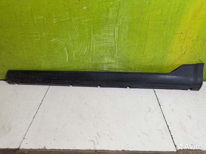 Накладка порога левая LADA Vesta SW Cross 84500310