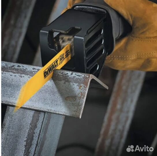 Полотно по металлу Dewalt для сабельно пилы 152мм