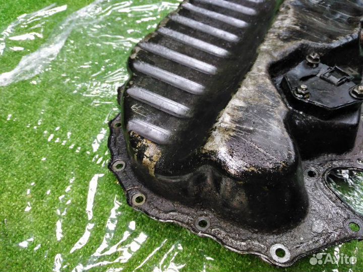 Поддон Volkswagen Passat B7 B7 cdab 2011