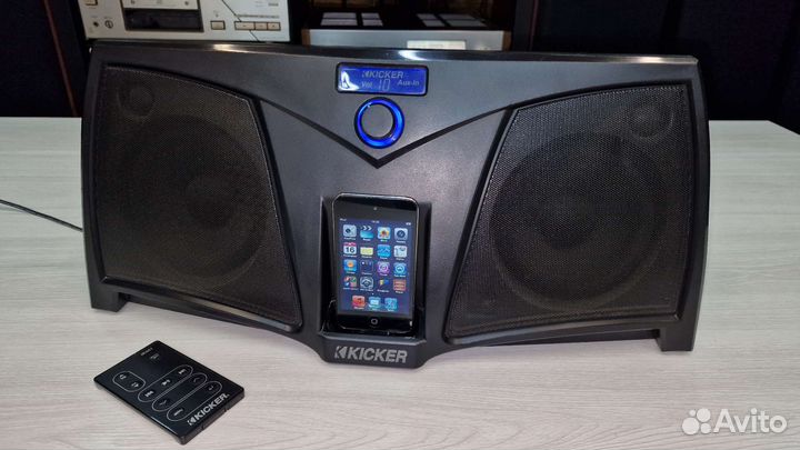 Музыкальный центр Kicker iK500