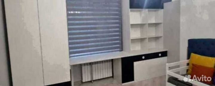 Рабочая зона у окна