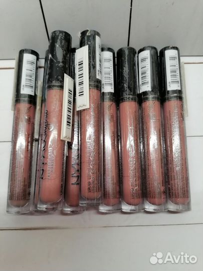 Жидкая матовая помада NYX lingeri,08 bedtime flirt