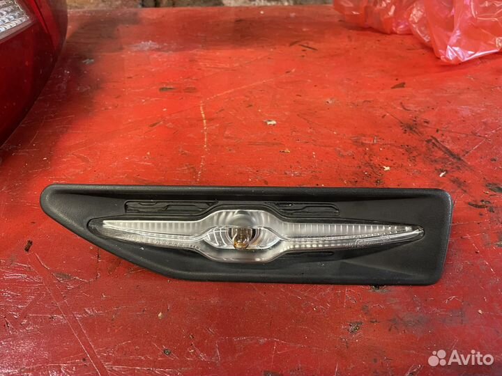 Поворотник в крыло оригинал KIA RIO 3