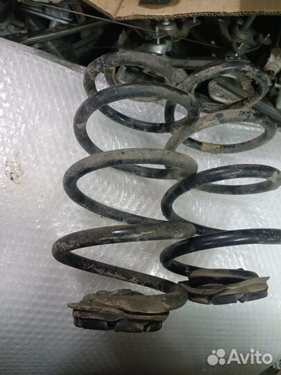 Задние пружины Nissan Tiida C11