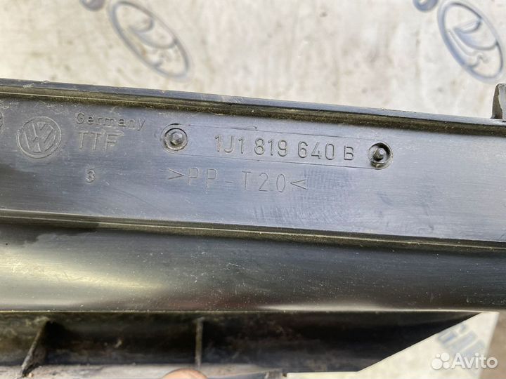 Корпус салонного фильтра volkswagen golf 4