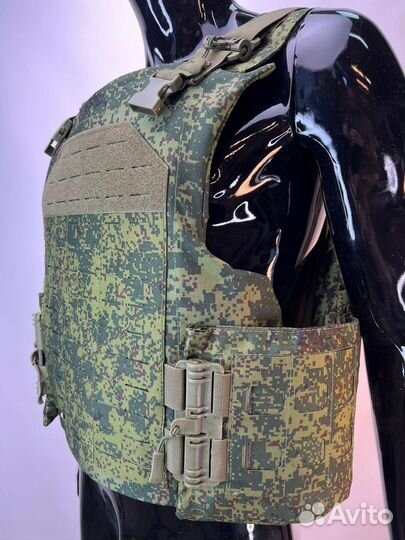 Бронежилет с защитой шеи, плеч и паха