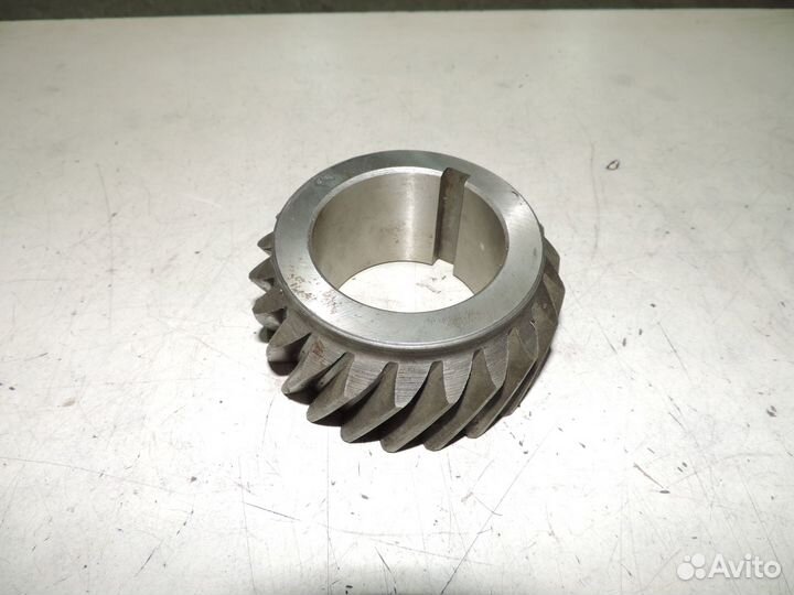 Шестерня кпп ямз 2-й пер.пром.вала 22 зуба