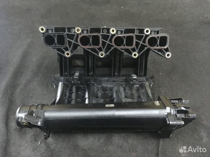 Впускной коллектор 611 двигатель Mercedes W638