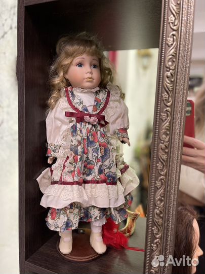 Кукла фарфоровая коллекционная винтаж