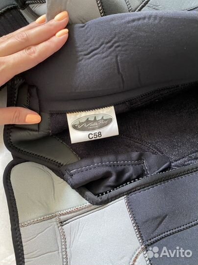 Набор для дайвинга: гидрокостюм, боты, ласты