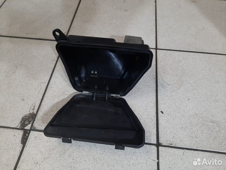 Бардачок Yamaha XT600Z Tenere 1988г