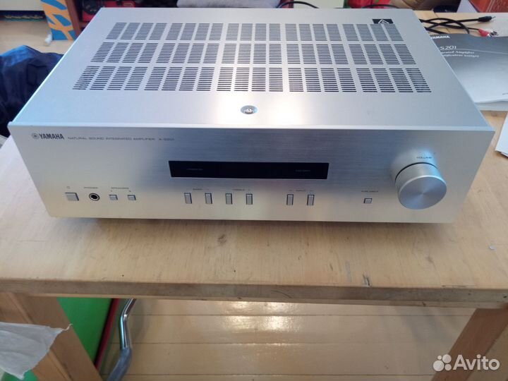 Усилитель Yamaha A-S201