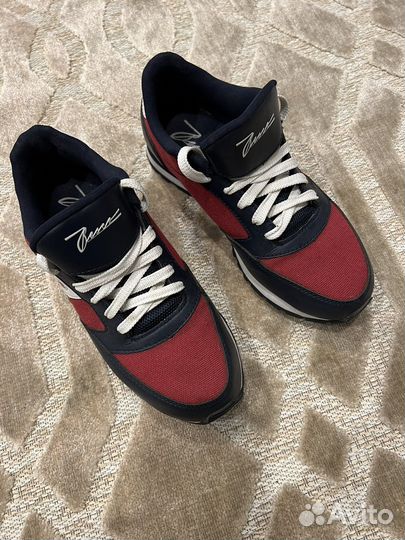 Кроссовки женские 36 размер. Бренд Bosco