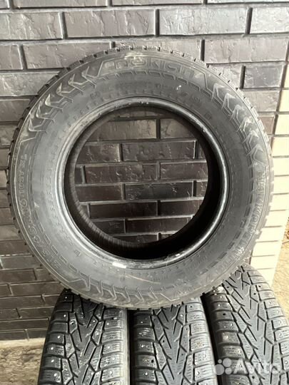 Nokian Tyres Hakkapeliitta 7 SUV 215/65 R16 102Y