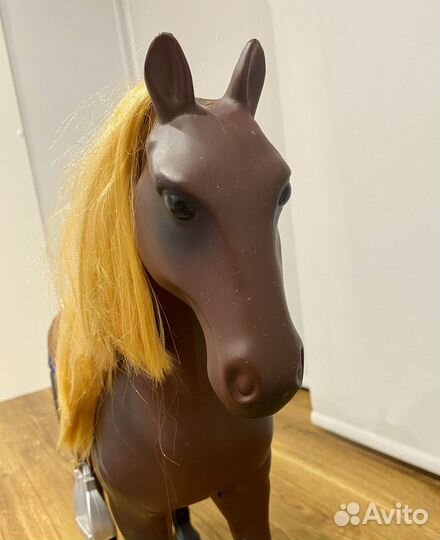 Игрушка лошадка большая Our generation 50 см