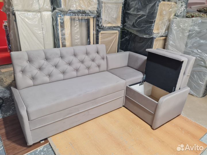 Кухонный угловой диван со спальным местом