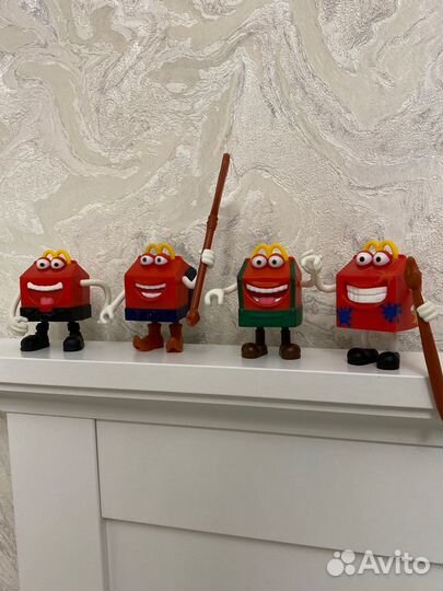 Игрушка хэппи мил