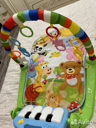 Развивающий коврик с пианино