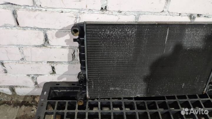 Радиатор основной от VW Golf IV/Bora 1997-2005