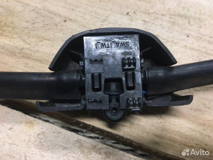 Форсунка омывателя лобового стекла Bmw 530D G30