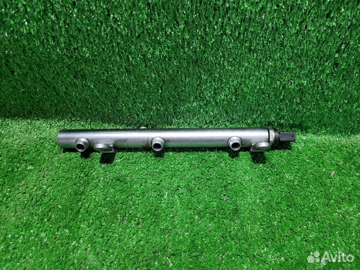 Топливная рампа двигателя Mercedes Gls Gle 642.826