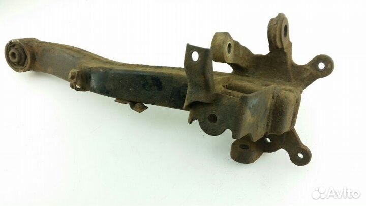 Ступица задняя правая Mitsubishi Sigma F16A 6G72