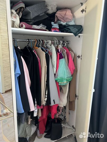 Спальный гарнитур бу белый