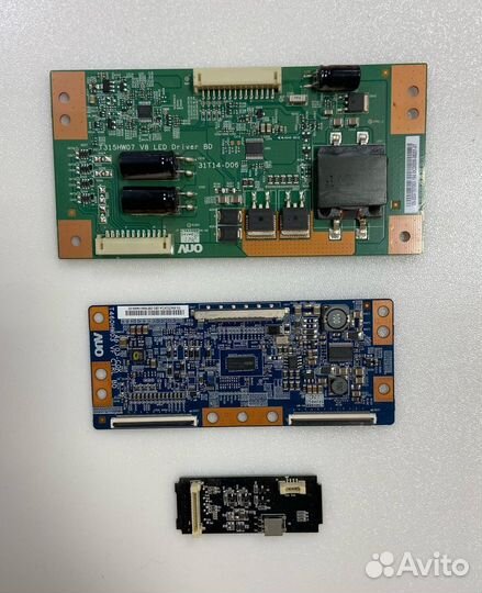 Телевизор LG 42LV3400-ZA в разборе