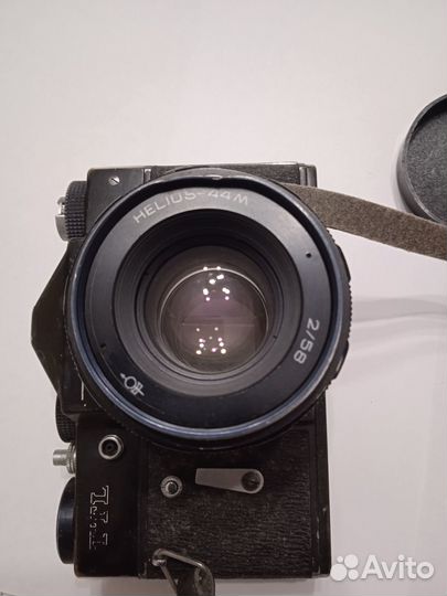 Фотоаппарат Зенит TTL с объективом Gelios 44