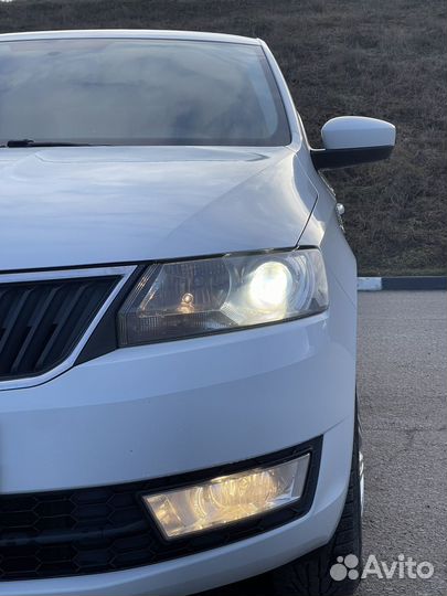 Skoda Rapid 1.6 МТ, 2015, 153 423 км