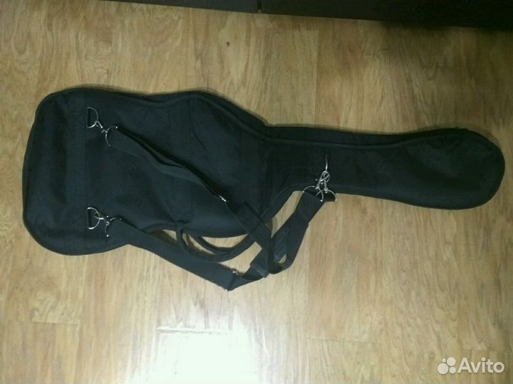 Колковая механика не б.у., струны,чехол для гитары