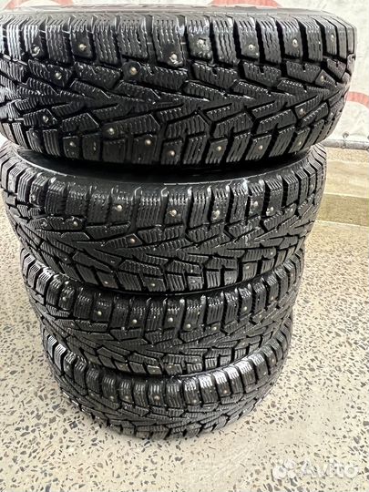 Зимние колеса р 13, болотки, кордиант сноу кросс