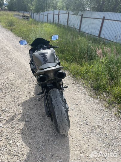 Yamaha R1 2010
