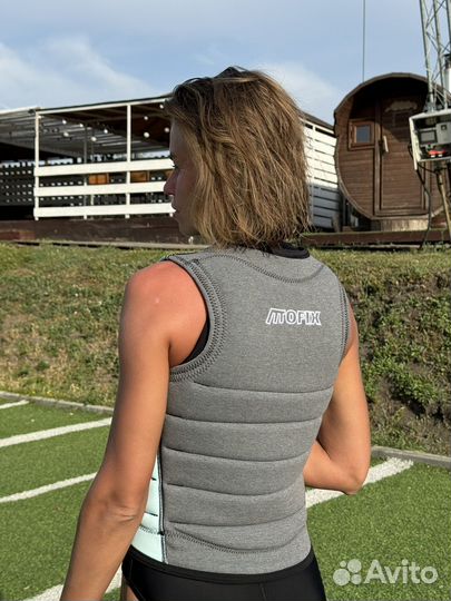 Жилет mofix для вейкборда