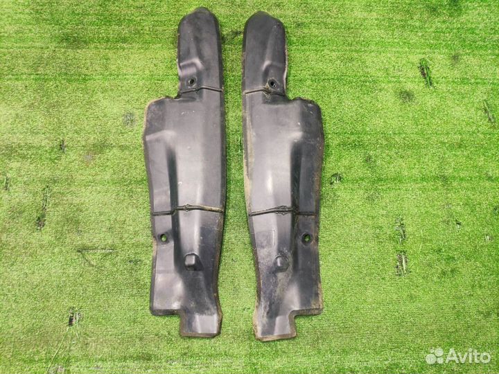 Пыльник переднего крыла Skoda Octavia A5