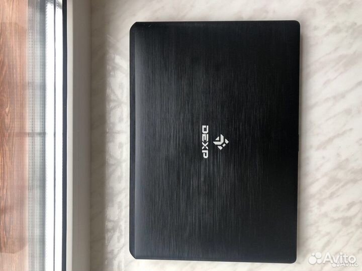 Ноутбук dexp