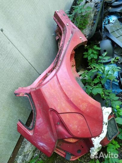 Крыло заднее правое Ford Focus 3 хэтчбек