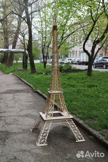 Эйфелева башня