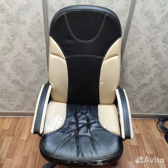 Компьютерное кресло