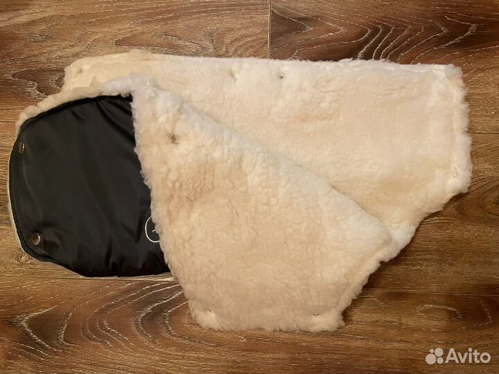 Муфта для рук на коляску из овчины