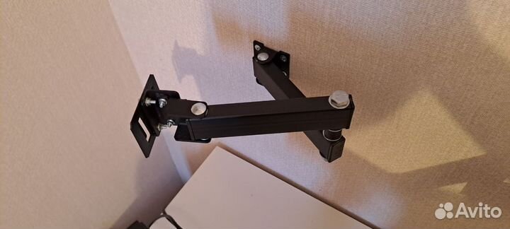 Крепление держатель для мониторов