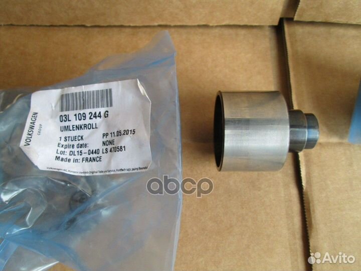 Ролик обводной 03L109244G VAG
