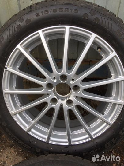 Продам комплект колес на mercedes R 18