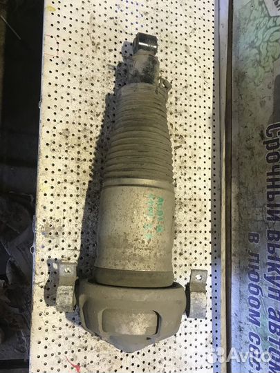 Стойка задняя Audi Q7