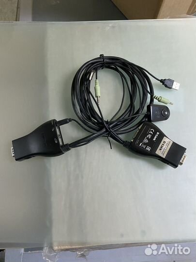 KVM-переключатель D-link