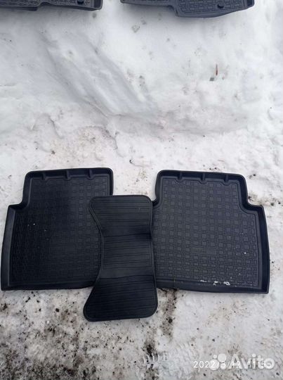 Коврики Мицубиси Аутлендер 3