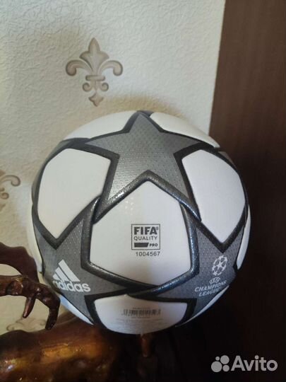 Мяч adidas Лига Чемпионов Final 22 мир peace uefa