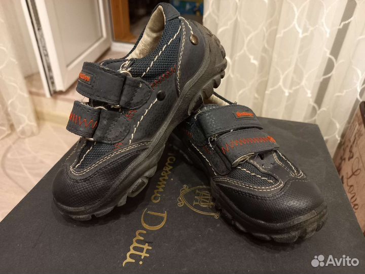 Кроссовки 26 размер