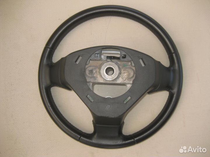 Руль. кожа. Suzuki Grand Vitara 2005-2011гг